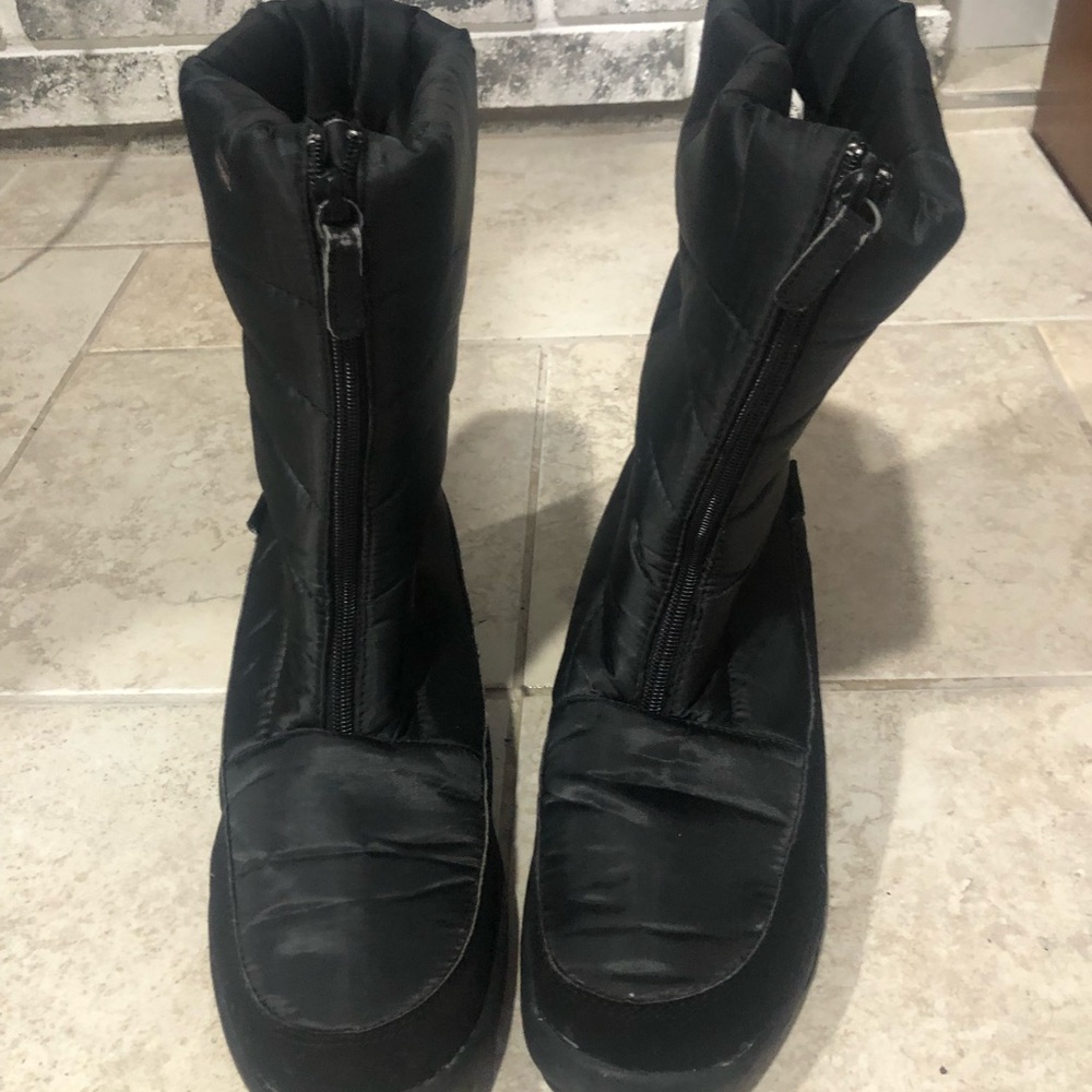 Ciabatta THINSOLATE waterproof black boots.